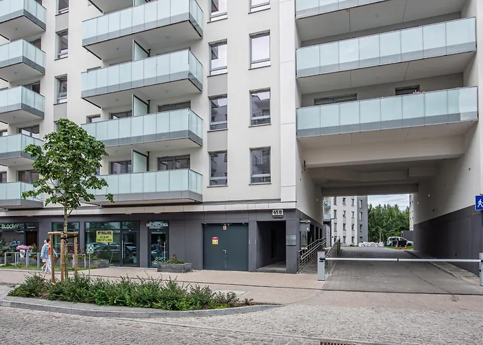 Letnica Free Private Parking Gdańsk